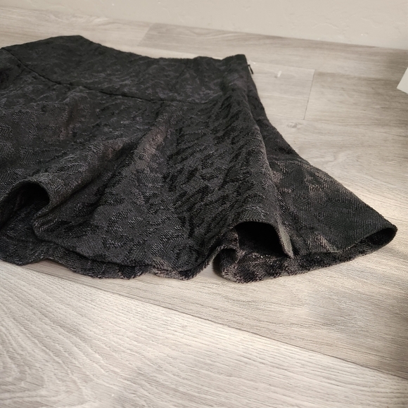 Free People Black‎ Skirt 6 Fit and Flare Chenille Cheetha Flared Skater Side Zip - Picture 10 of 10